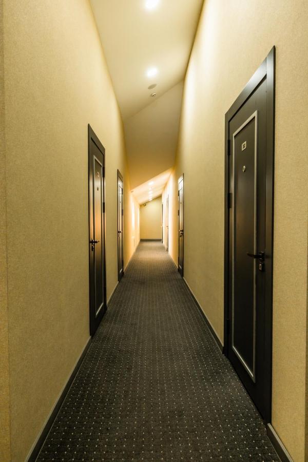 Bobur Hotel Tashkent Exterior photo